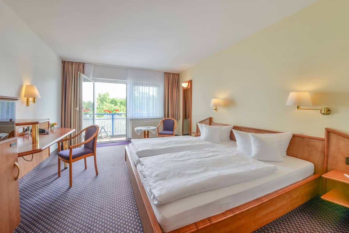 Desk, rollaway beds, free WiFi, bed sheets