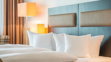 Comfort Double Room | Desk, rollaway beds, free WiFi, bed sheets