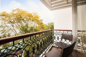 Deluxe Room | Balcony view