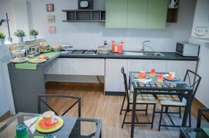 Petit déjeuner buffet compris tous les jours