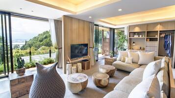 Minibar, in-room safe, desk, blackout curtains