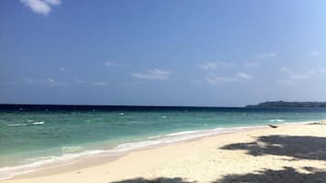 Private beach, beach towels