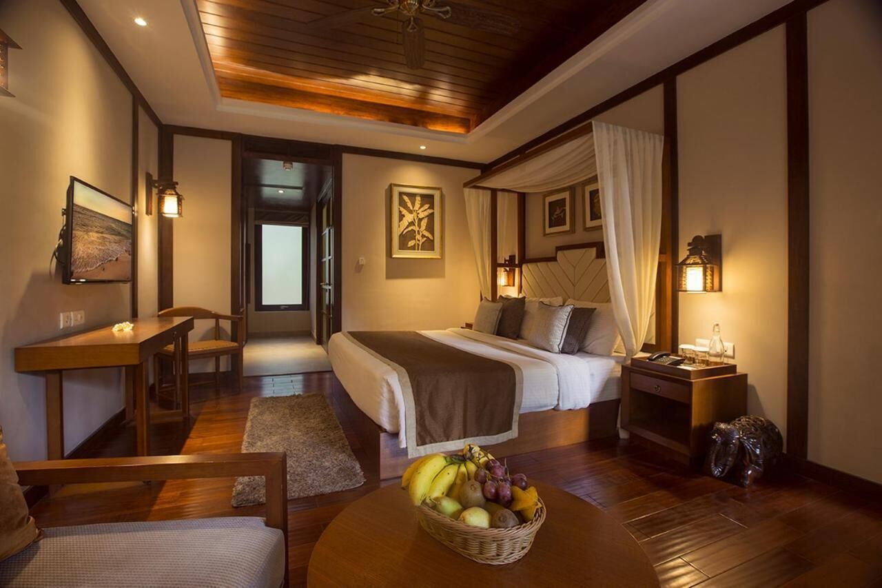 Minibar, in-room safe, desk, soundproofing