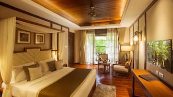 Minibar, in-room safe, desk, soundproofing