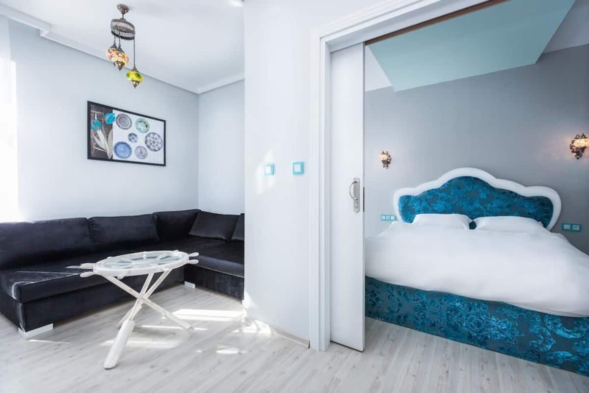 Triple Room | In-room safe, free WiFi