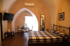 Chambre Luxe, vue ville (Porta Uzeda)