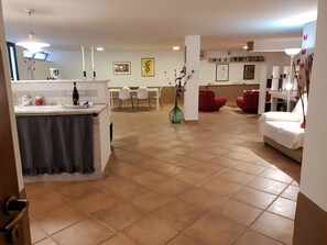 House, 1 Bedroom | Living area | TV - The Beautiful Loft Italiano Mondello (Palermo)