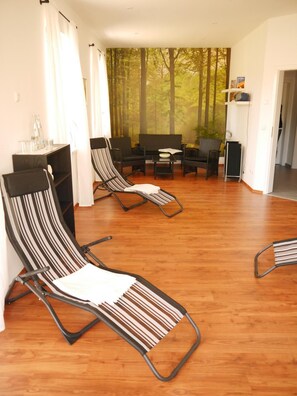 Unclassified image, 4 of 61, button - Hotel & Restaurant Lindengarten (Lübben (Spreewald))