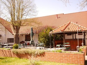 Exterior - Hotel & Restaurant Lindengarten (Lübben (Spreewald))