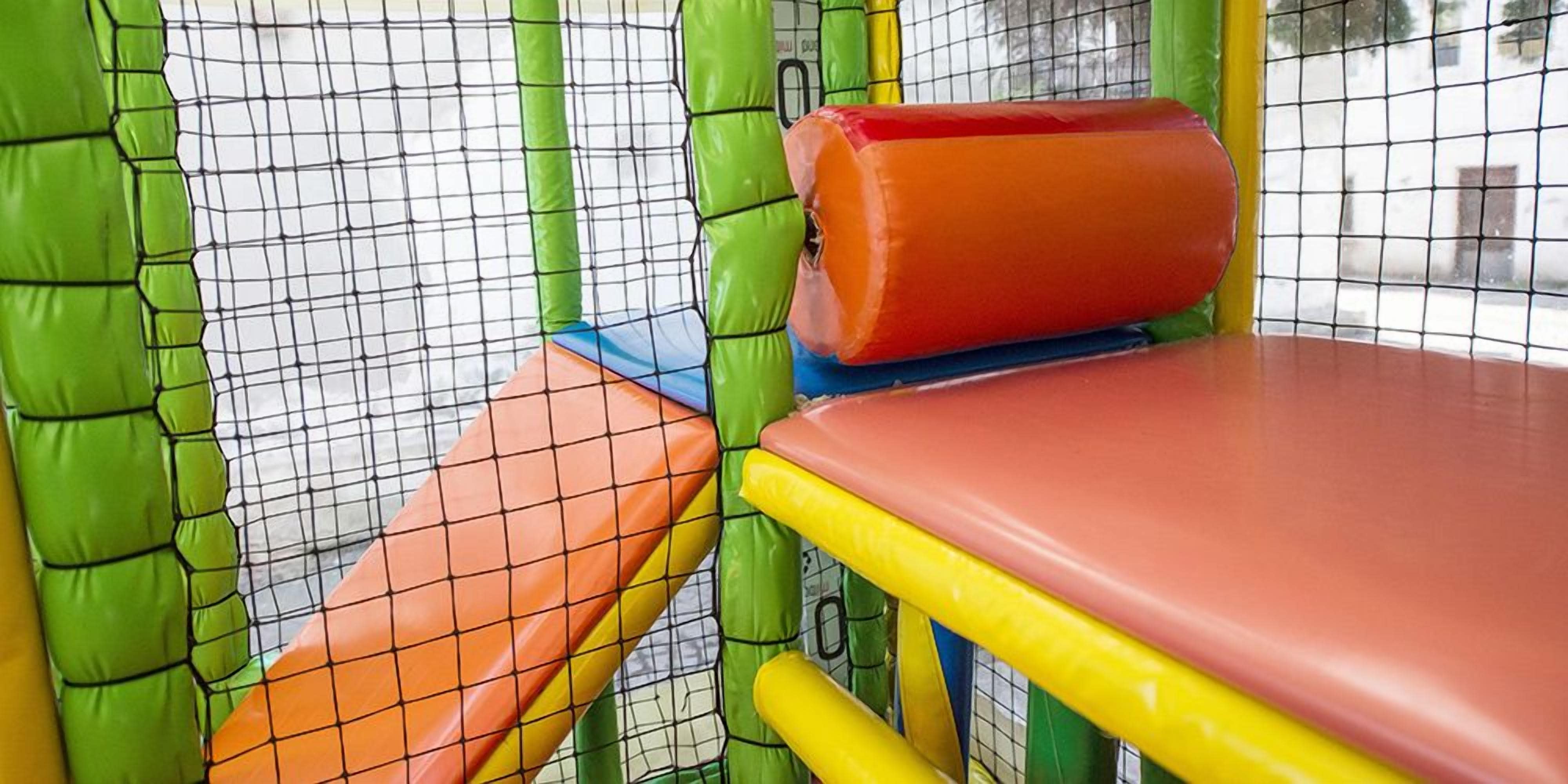 Children’s play area – outdoor