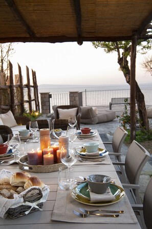 빌  라, 침실 4개 | 테라스/파티오