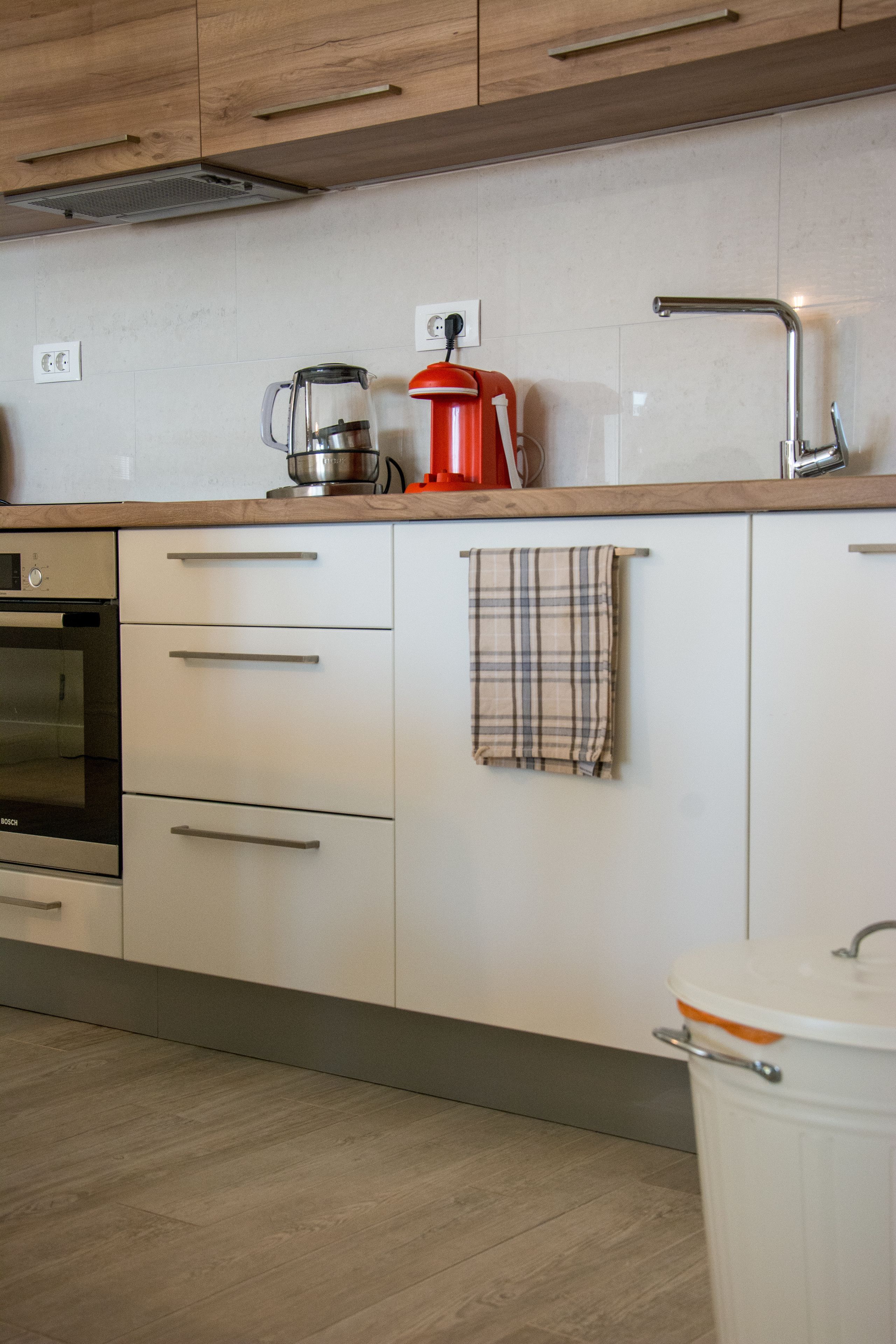 apartment | private kitchen | full-sized fridge, oven, stovetop, dishwasher