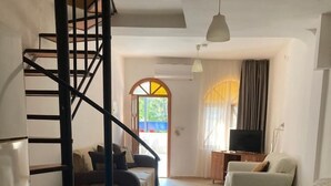 Apartemen, teras | Ruang keluarga