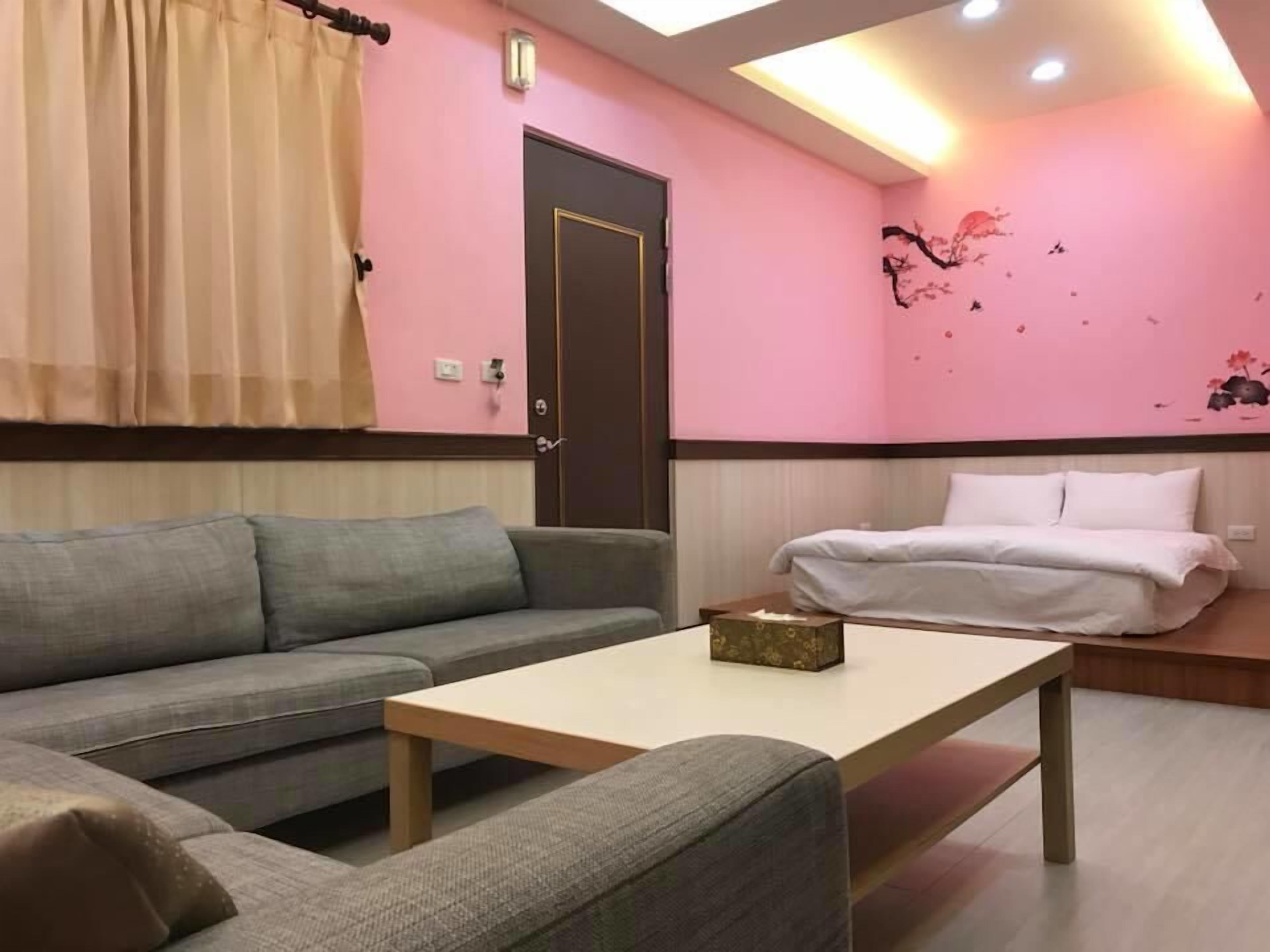 Deluxe Double Room | Soundproofing, free WiFi, bed sheets