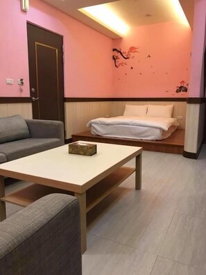 Kahden hengen deluxe-huone | Äänieristys, ilmainen Wi-Fi, vuodevaatteet