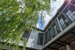 Exterior - Yu Cafe Hostel (Songkhla)