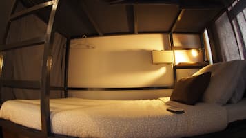 In-room safe, laptop workspace, free WiFi, bed sheets