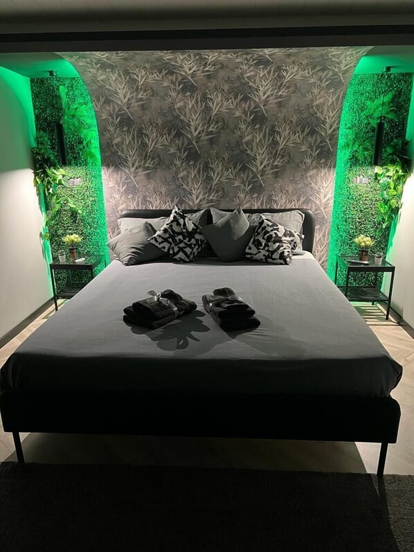 Basic Triple Room, Multiple Beds, Garden View | Premium bedding, memory foam beds, in-room safe, free WiFi - B&B Marino (Grisolia)