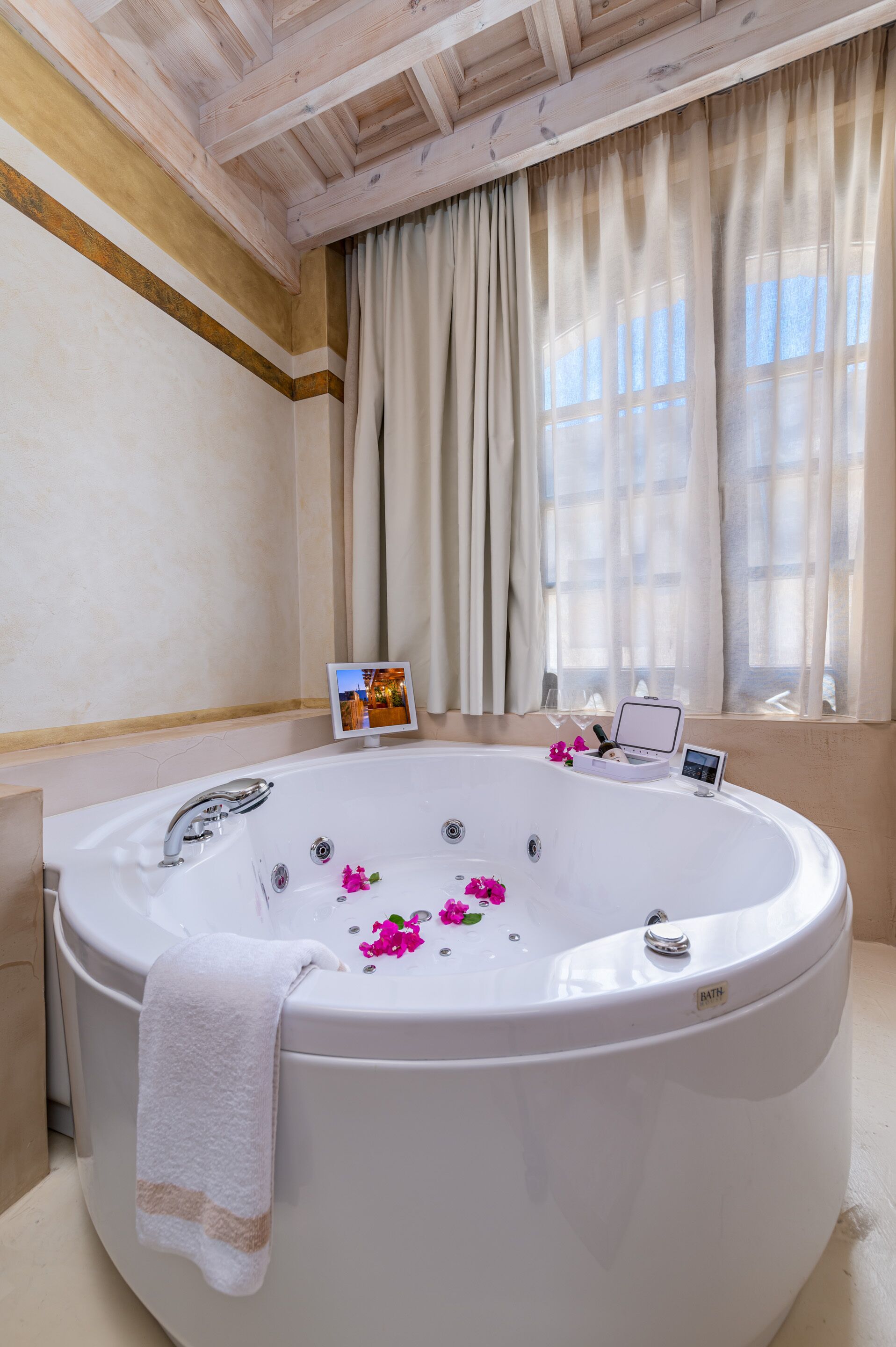 Bồn tắm spa riêng