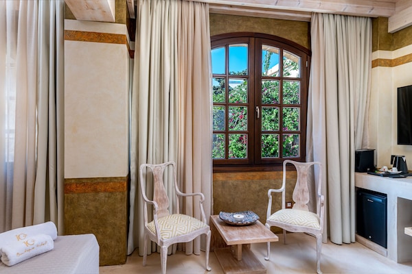 Junior Süit (Kamiros) | Odadan manzara