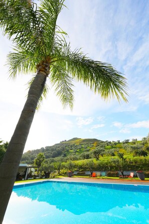 Piscina a l'aire lliure 