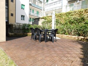 Terrace/patio - Garden Apartment (Verona)