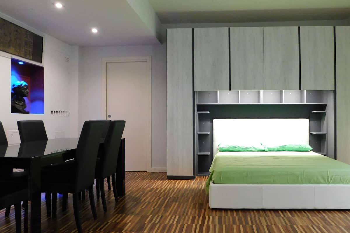 Design Apartment, 2 Bedrooms, 2 Bathrooms, Garden Area | In-room safe, desk, blackout drapes, iron/ironing board