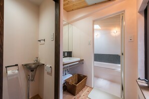 Bathroom - Cymbidium House Kyoto (Kyoto)