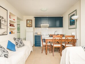 1 chambre, décoration personnalisée, ameublement personnalisé