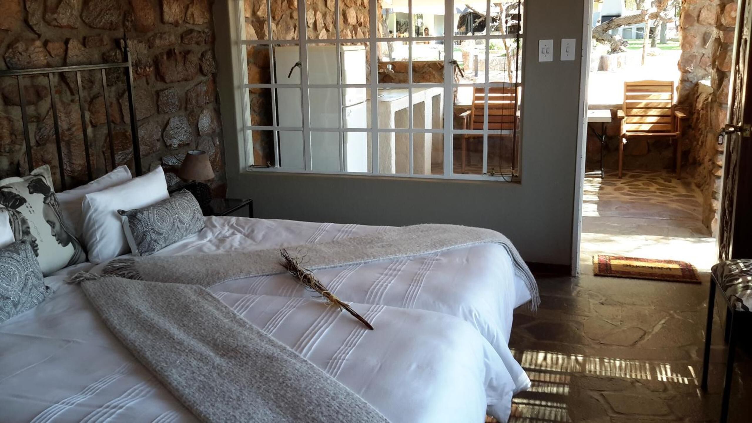 Skrivebord, gratis baby-/barnesenge, ekstra senge (tillægsgebyr)