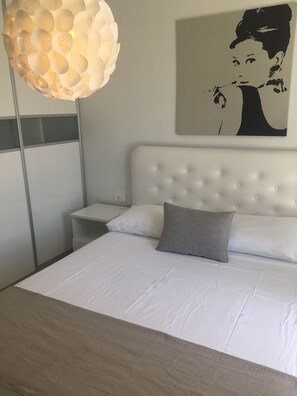 Studio (3) | Cribs/infant beds, free WiFi, bed sheets - Villa Panorama (Omis)
