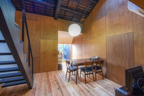 Basic House, Multiple Beds, Non Smoking