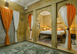 Free WiFi, bed sheets - Moustache Jaisalmer - Hostel (Jaisalmer)