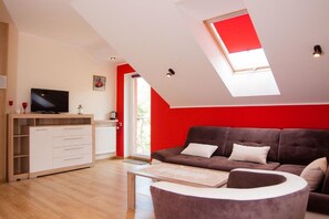 Suite, Balcony | Iron/ironing board, free WiFi, bed sheets - Agat (Ustron)