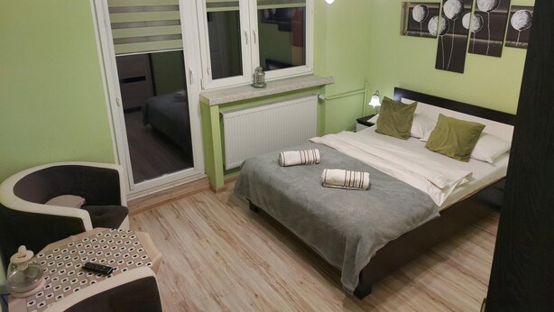 Iron/ironing board (on request), WiFi (free), bed sheets - Agat (Ustron)
