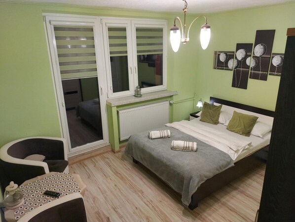 Iron/ironing board, free WiFi, bed sheets - Agat (Ustron)