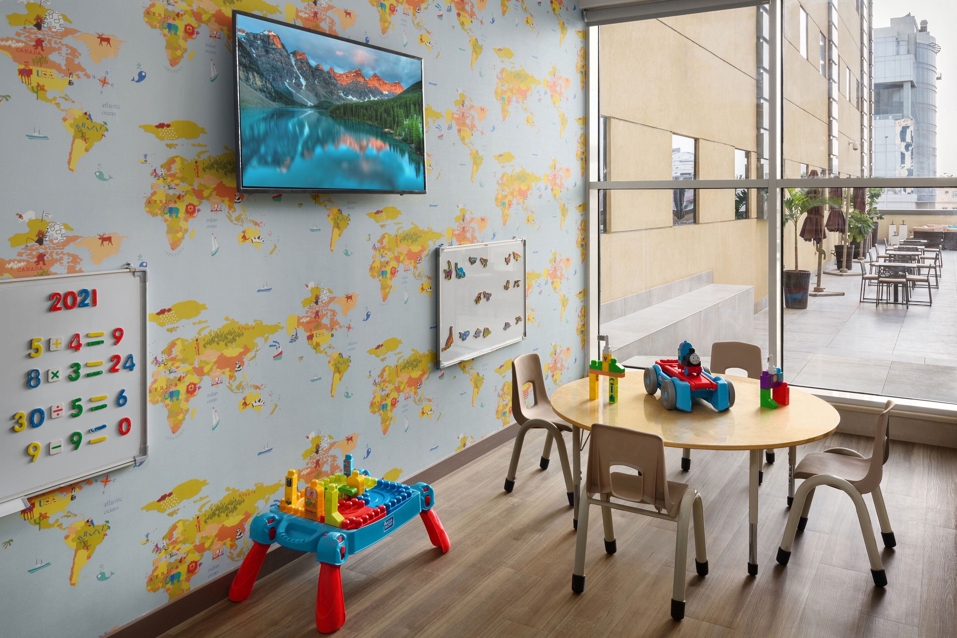 儿童活动区 - 室内