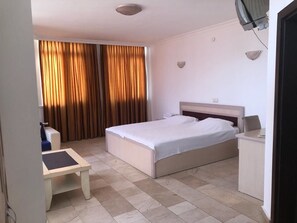 1 bedroom, desk, rollaway beds, bed sheets - Asem City Hotel (Alanya)