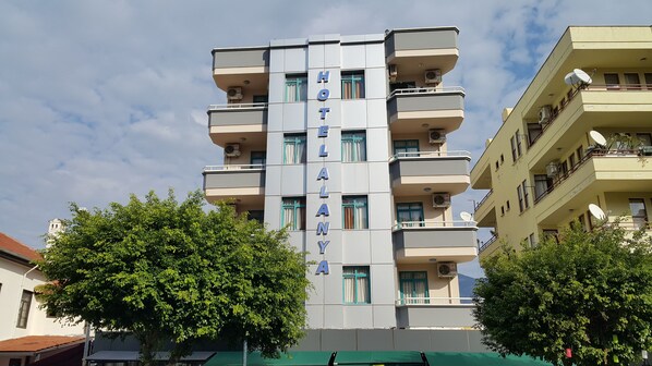 Front of property - Asem City Hotel (Alanya)