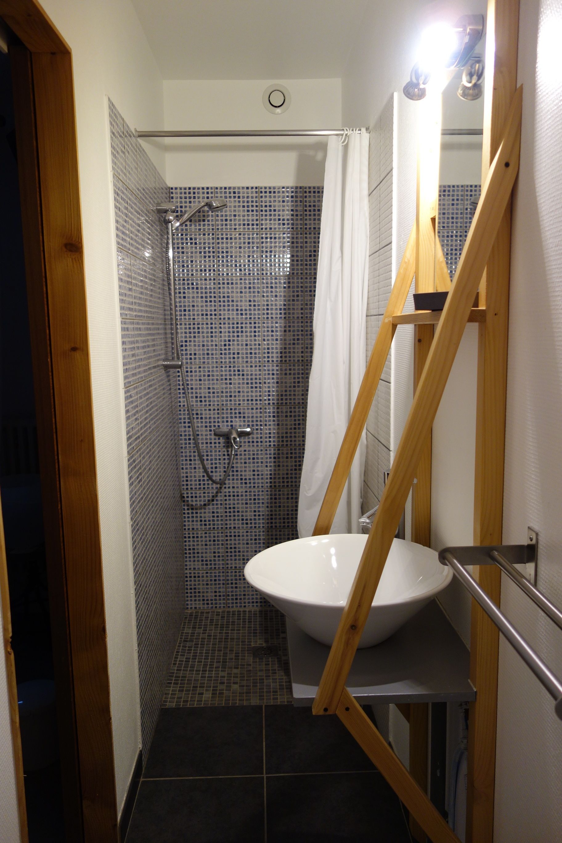 twin room | individually decorated, individually furnished, desk, iron/ironing board