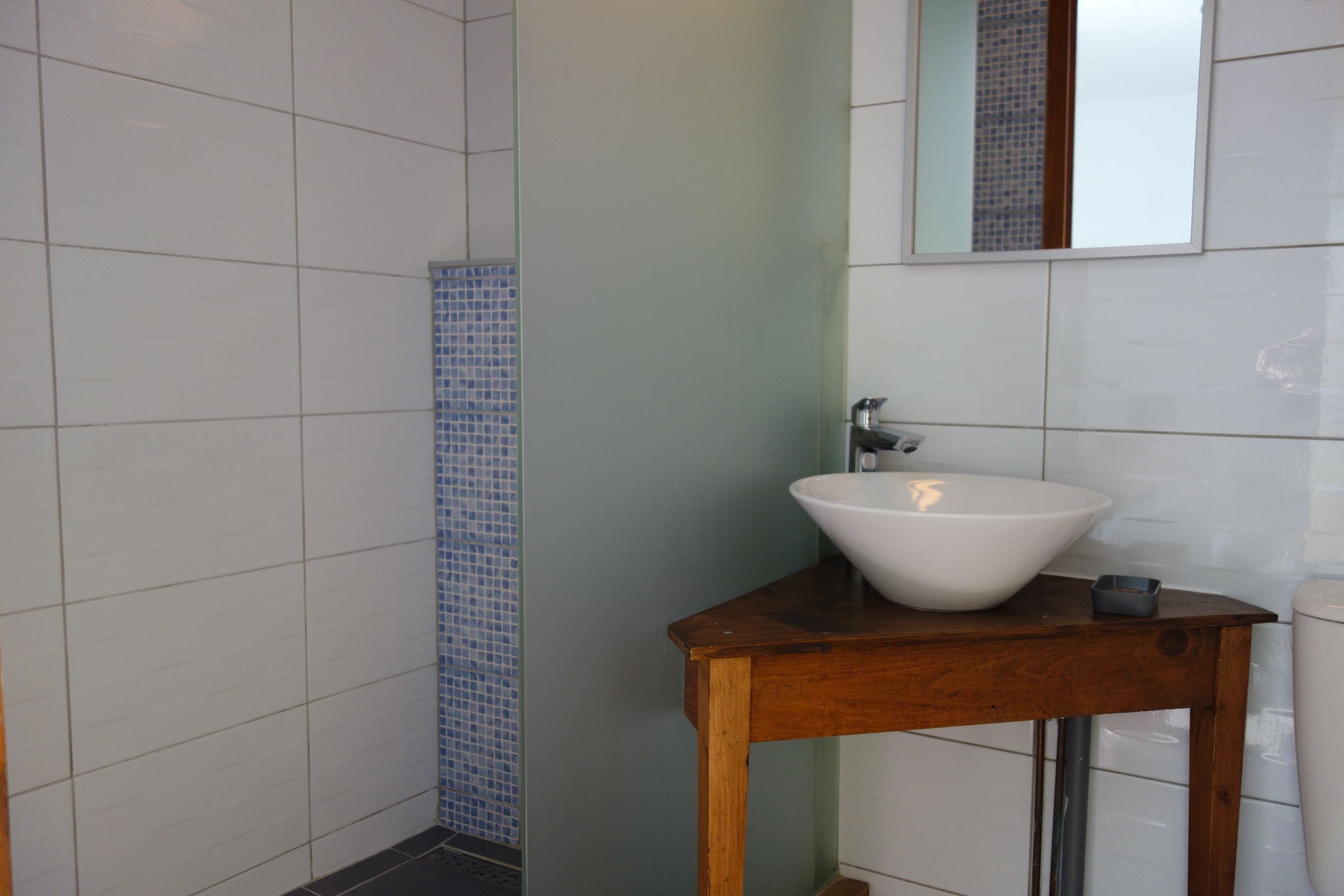 single room | individually decorated, individually furnished, desk, iron/ironing board