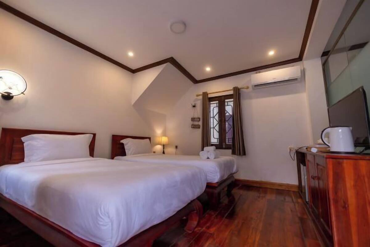 In-room safe, free WiFi