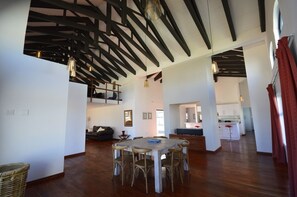 Familie appartement, 3 slaapkamers (Casa Spek) | Dineren op de kamer
