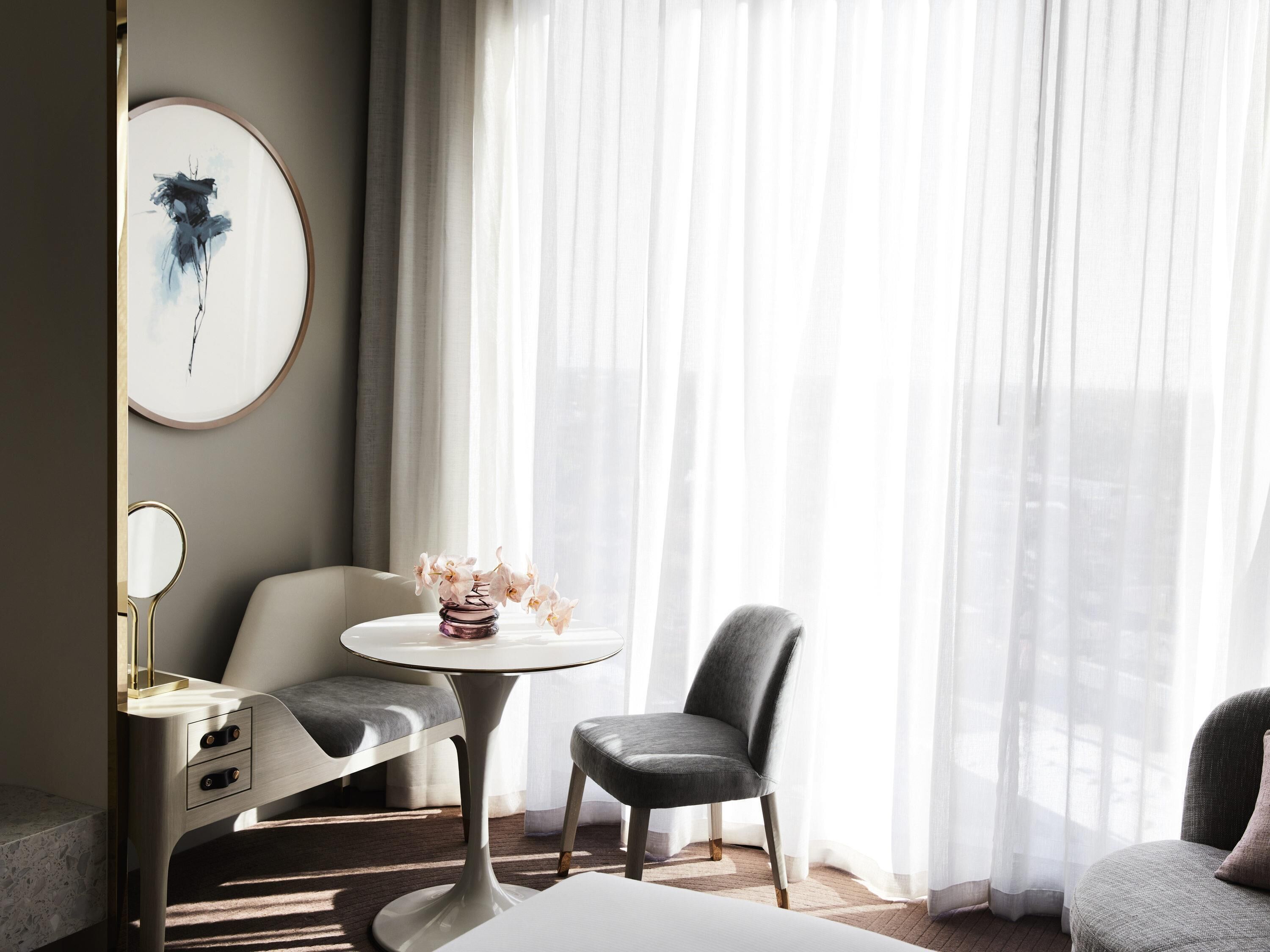 Quarto luxo, 1 cama King (Open Bathroom) | Roupas de cama premium, frigobar, cofres nos quartos