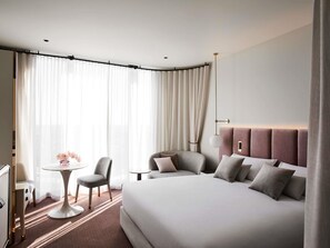 Chambre Deluxe, 1 très grand lit (Open Bathroom)