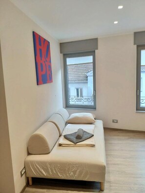 舒适公寓 | 防过敏的被褥、客房内保险箱、办公桌、隔音