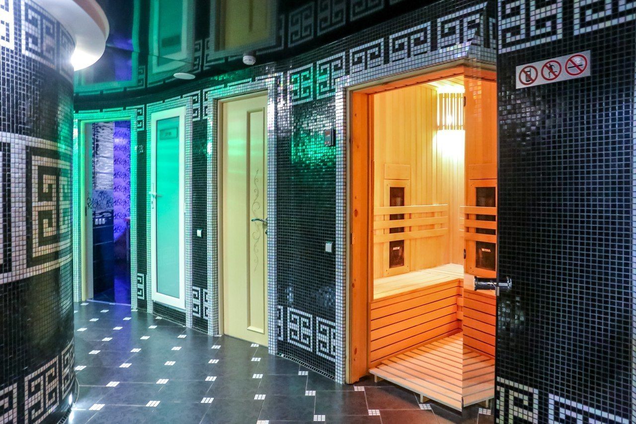 Sauna, höyrysauna, turkkilainen sauna, vartalohoitoja, hydroterapiaa