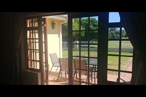 Courtyard view - UniqueStay Greenways House (Cape Town)