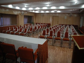 Banquet hall - Hotel Neelam (Jaipur)