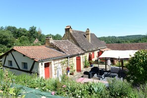 ลานระเบียง/นอกชาน